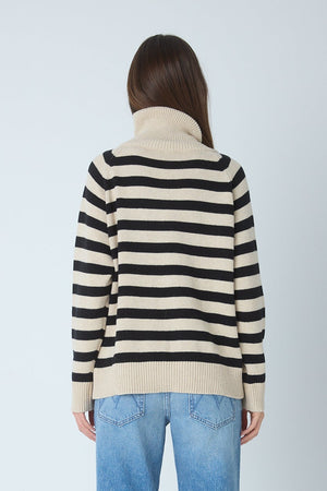 ADLER SWEATER