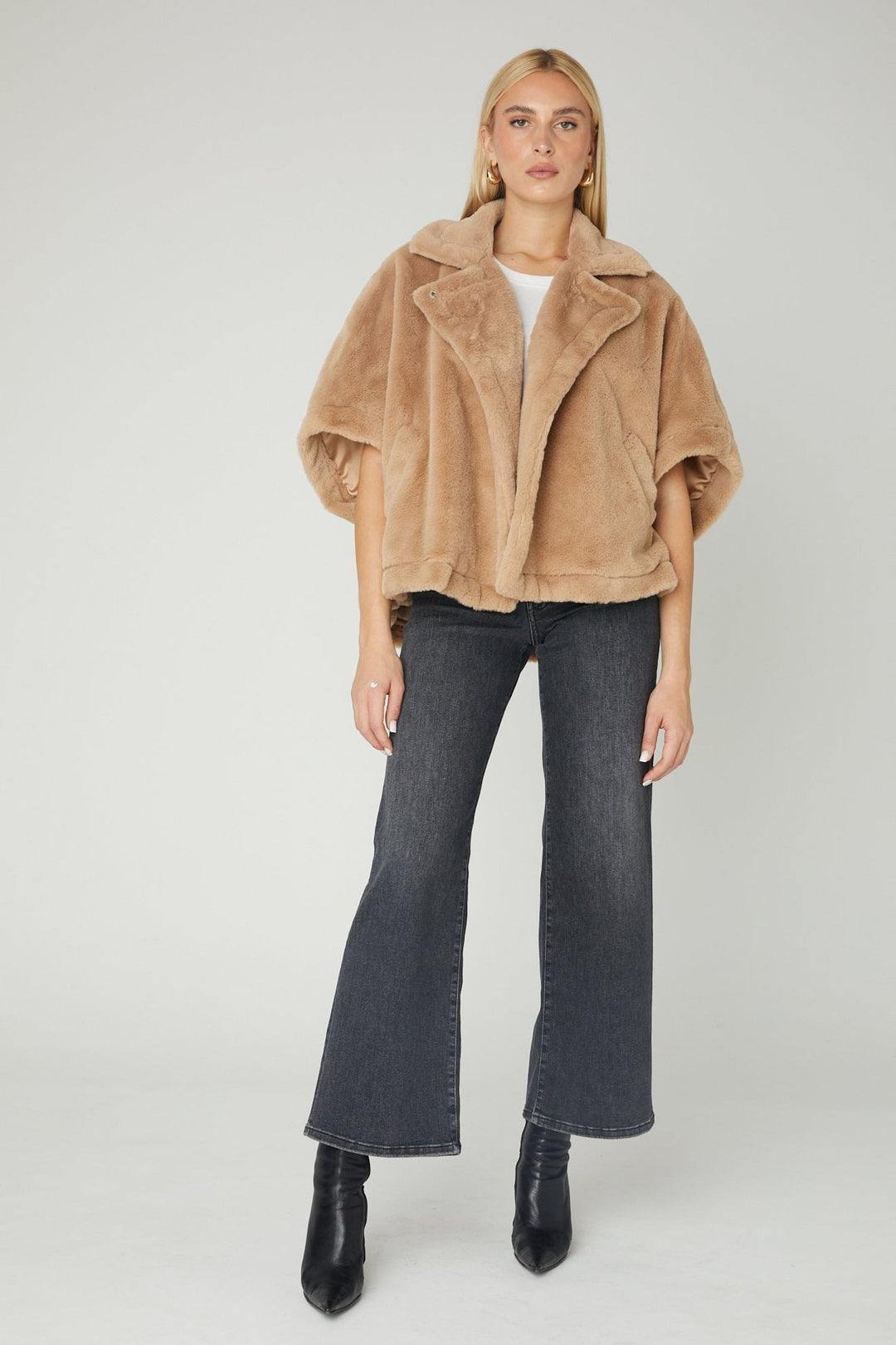 JS71 - Women’s Clothing Online Store